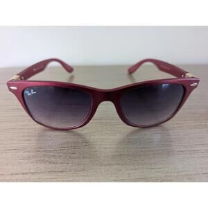 Ray-Ban Wayfarer Liteforce Sunglasses R4195 52[]20 Red